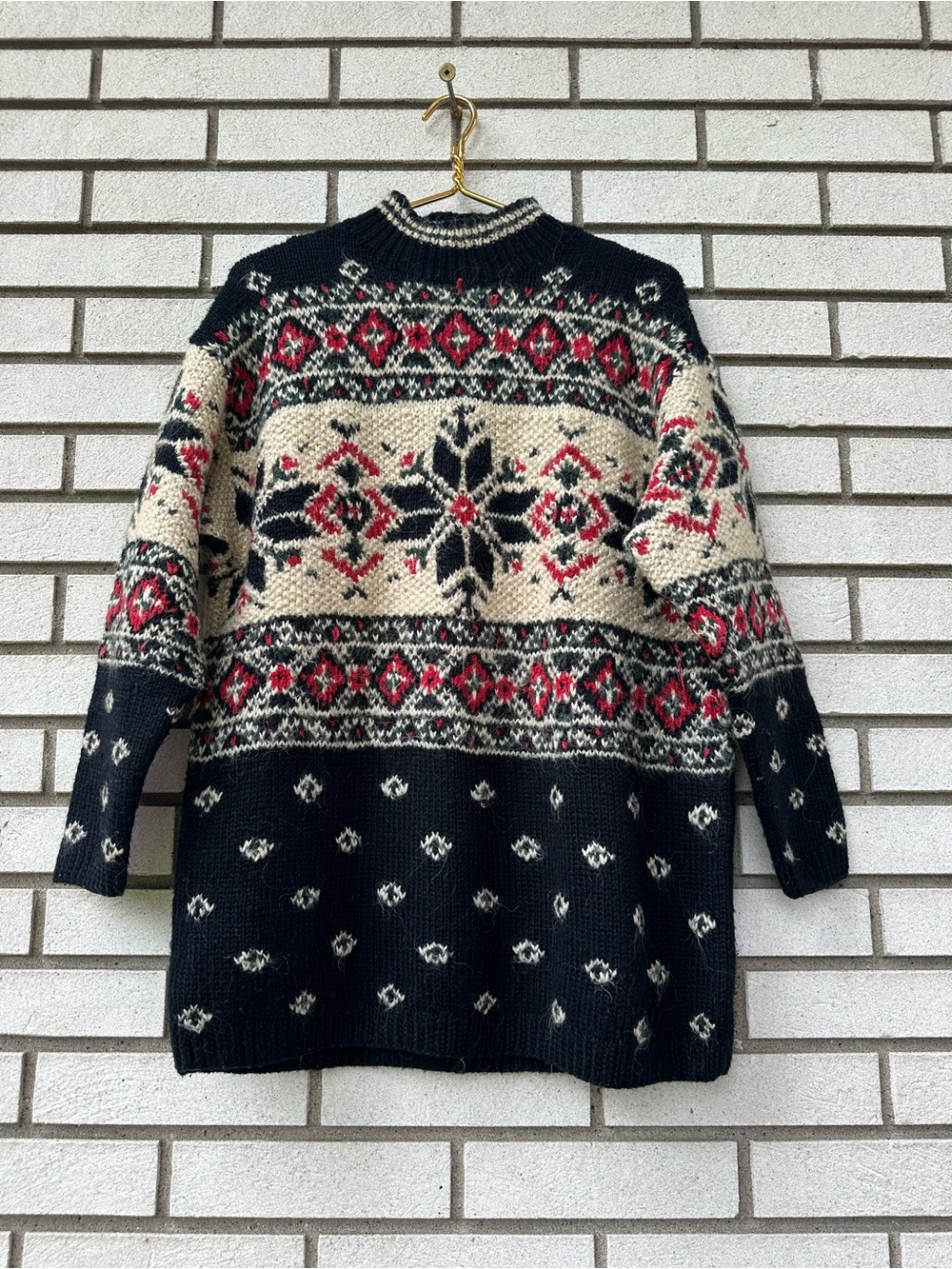 Croft & Barrow Vintage Hand Knit Fair Isle Nordic Wool Blend Sweater M